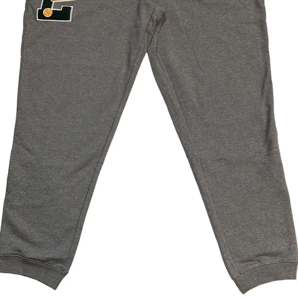 Lacoste Pennants L Badge Fleece Sweatpants - Picture 11 of 16